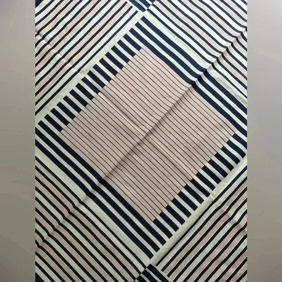 VINTAGE: Jim Renoir | classic ladies square scarf - Picture 7 of 10